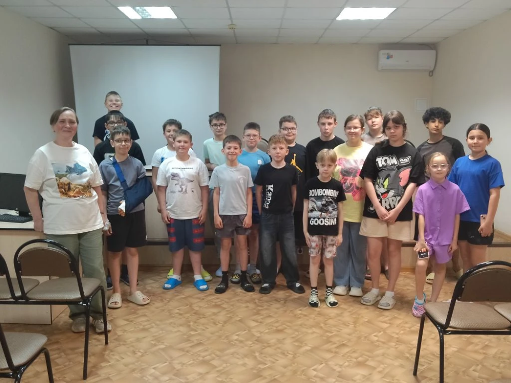 По доброй традиции: библиотека в гостях у наших юных пациентов!